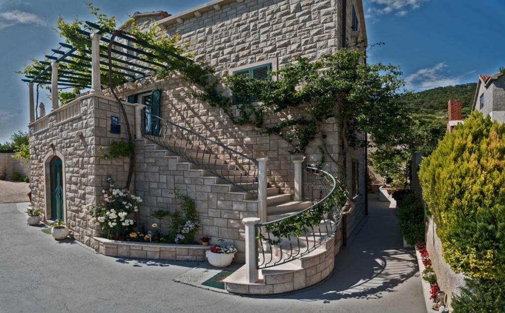 Apartment In Bol With Seaview, Terrace, Air Condition, Wifi Esterno foto