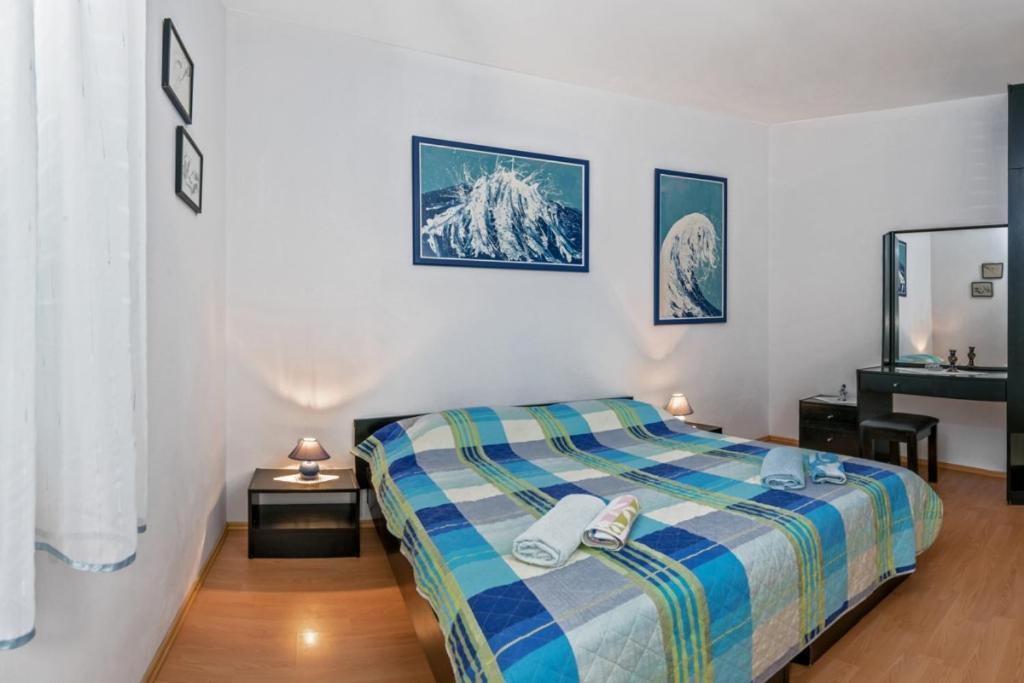 Apartment In Bol With Seaview, Terrace, Air Condition, Wifi Esterno foto